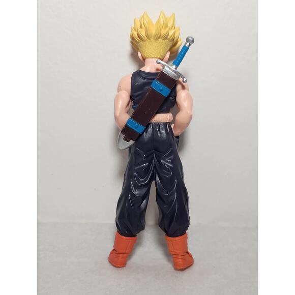 Dragon Ball Z 6" Super Saiyan Trunks DXF Figure Banpresto Pre-owned - Picture 6 of 6